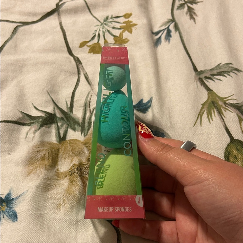 Makeup Sponges - Green and Blue